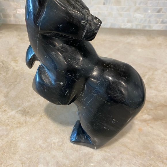 Inuit Art “Bear” - Picture 4 of 6